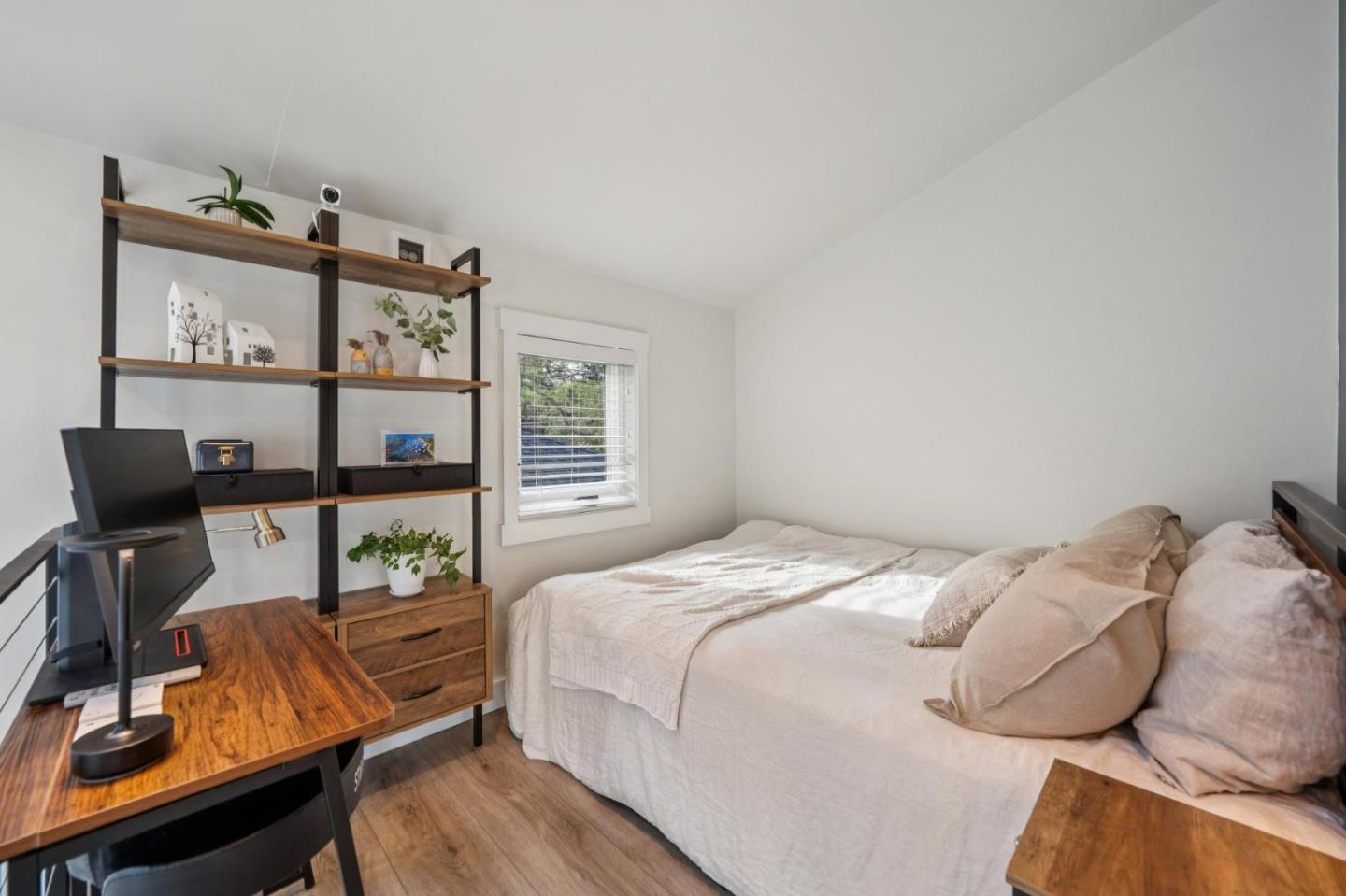 Detail Gallery Image 55 of 72 For 174 Villa Ave, Los Gatos,  CA 95030 - 3 Beds | 3/1 Baths