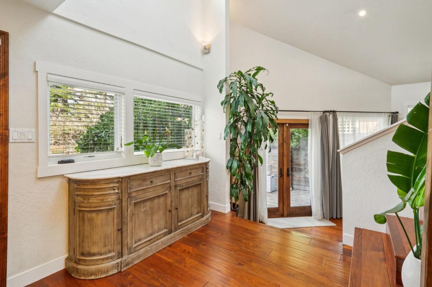 Detail Gallery Image 6 of 72 For 174 Villa Ave, Los Gatos,  CA 95030 - 3 Beds | 3/1 Baths