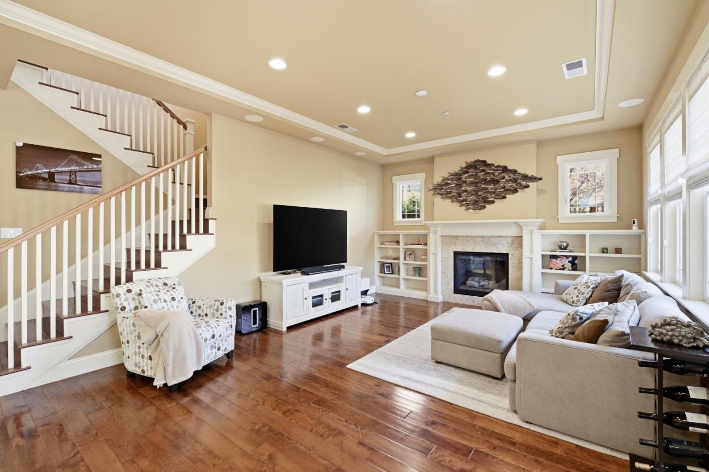 Detail Gallery Image 13 of 49 For 1008 Riverside Dr, San Jose,  CA 95125 - 4 Beds | 3/1 Baths