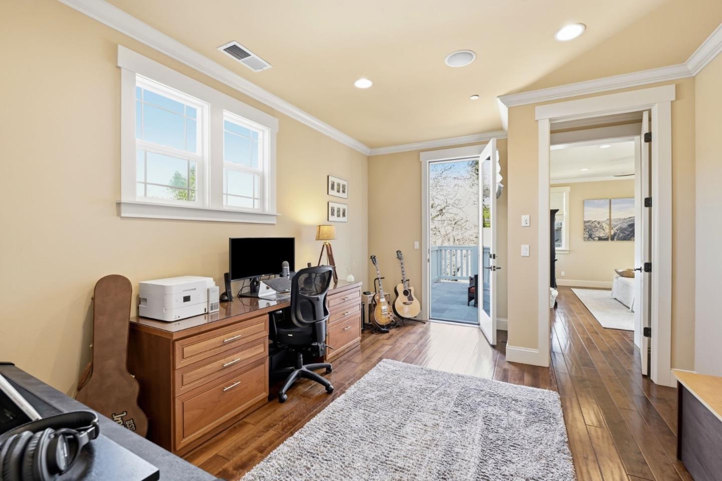 Detail Gallery Image 26 of 49 For 1008 Riverside Dr, San Jose,  CA 95125 - 4 Beds | 3/1 Baths