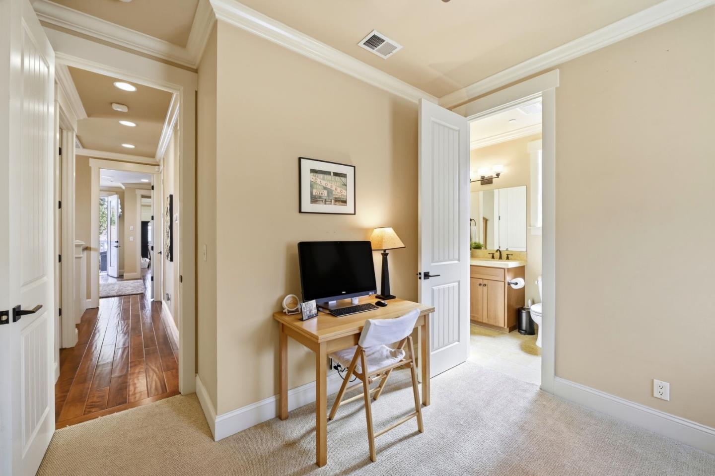 Detail Gallery Image 30 of 49 For 1008 Riverside Dr, San Jose,  CA 95125 - 4 Beds | 3/1 Baths