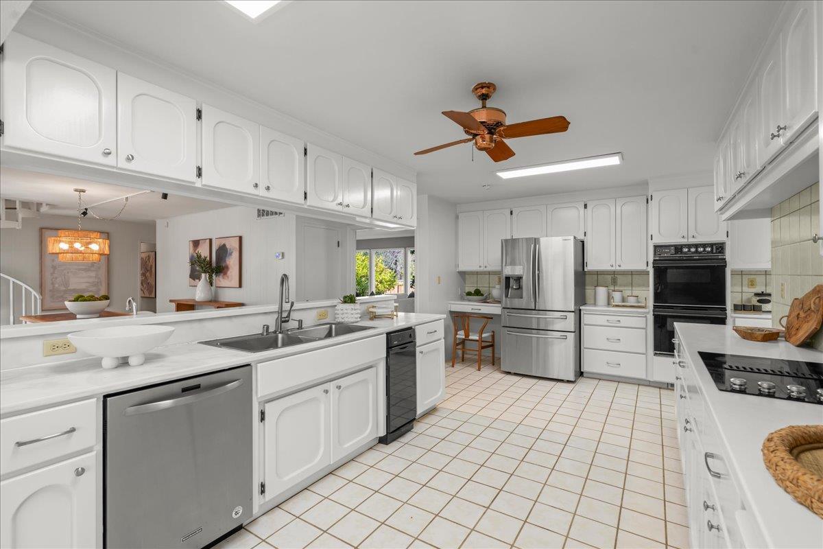 Detail Gallery Image 13 of 116 For 14721 Live Oak Ln, Saratoga,  CA 95070 - 7 Beds | 5/1 Baths