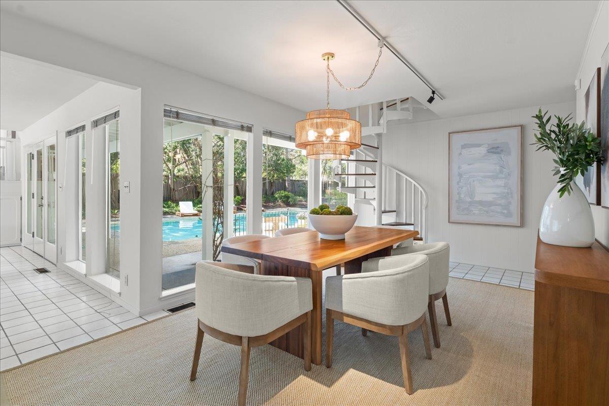 Detail Gallery Image 16 of 116 For 14721 Live Oak Ln, Saratoga,  CA 95070 - 7 Beds | 5/1 Baths