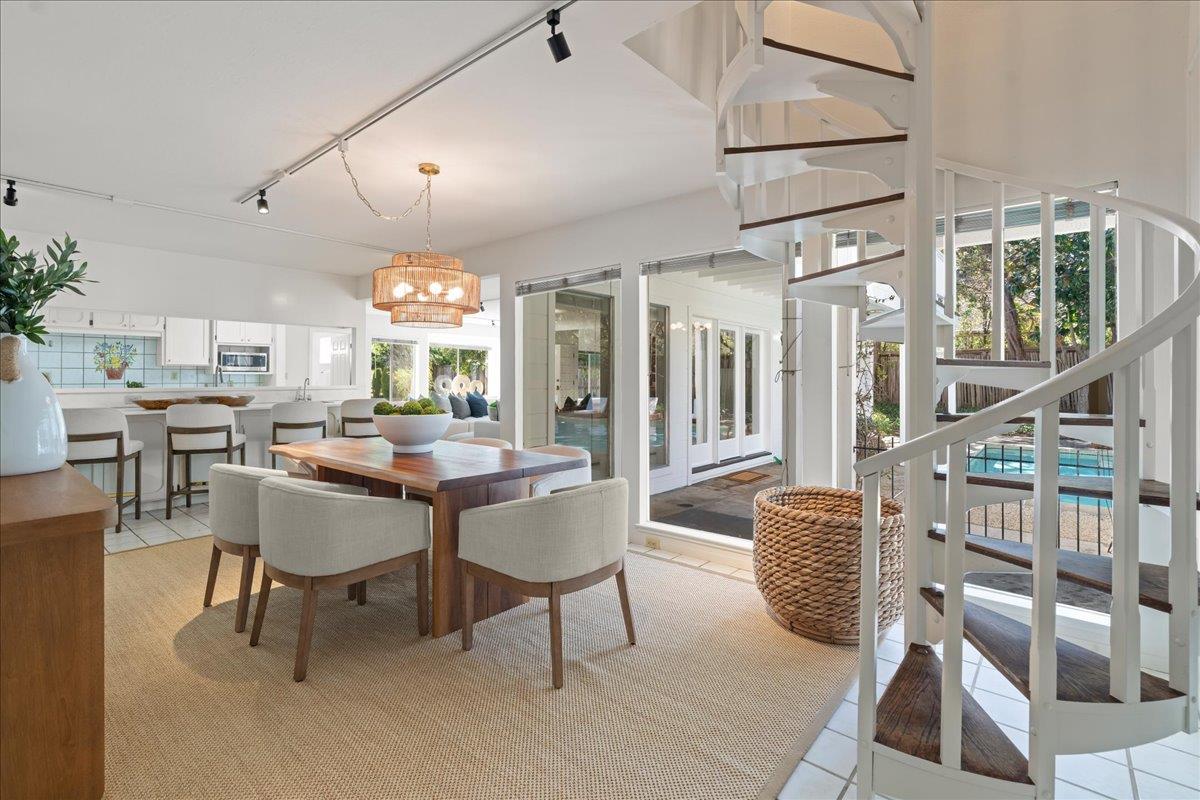 14721 Live Oak Lane, Saratoga, CA, 95070