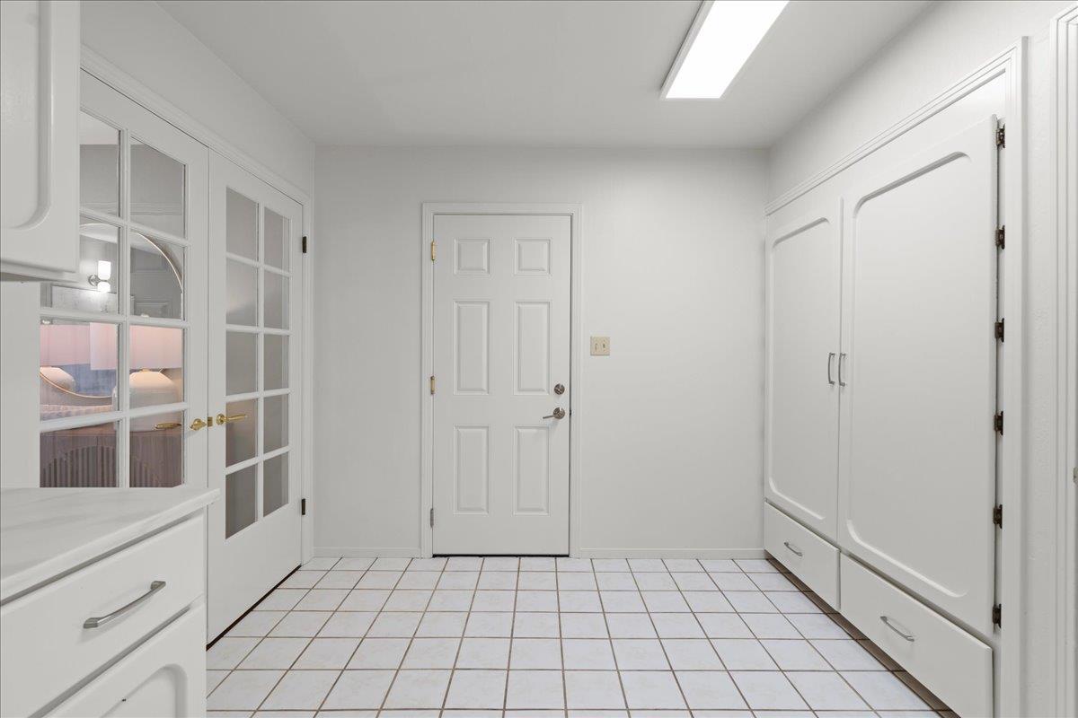 Detail Gallery Image 19 of 116 For 14721 Live Oak Ln, Saratoga,  CA 95070 - 7 Beds | 5/1 Baths