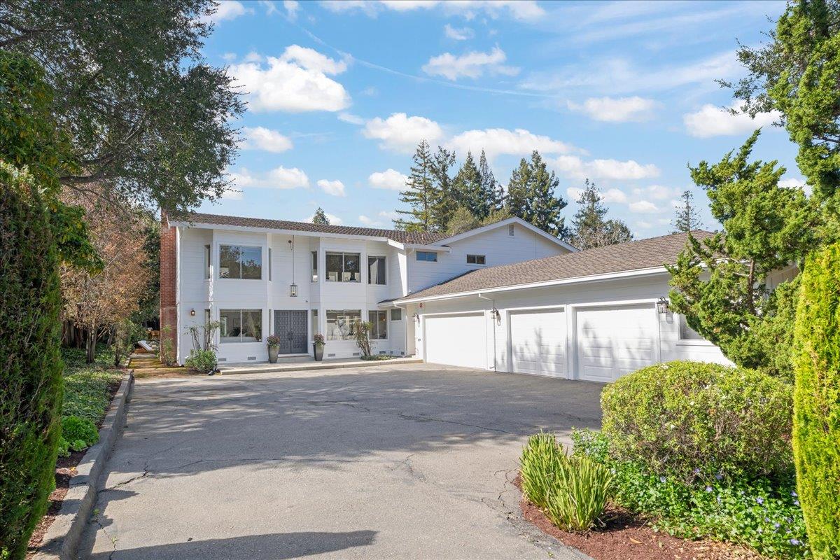 Detail Gallery Image 2 of 116 For 14721 Live Oak Ln, Saratoga,  CA 95070 - 7 Beds | 5/1 Baths