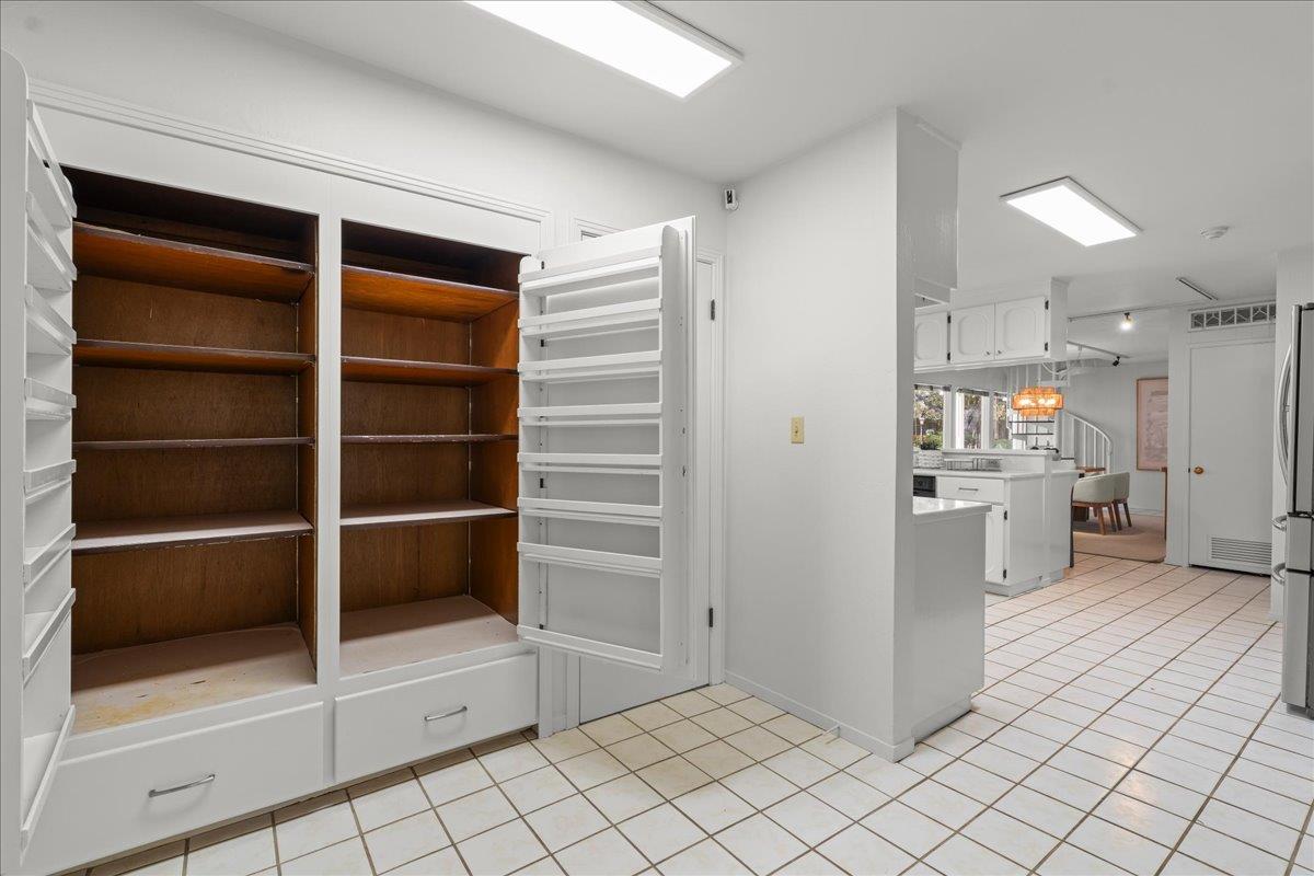 Detail Gallery Image 20 of 116 For 14721 Live Oak Ln, Saratoga,  CA 95070 - 7 Beds | 5/1 Baths