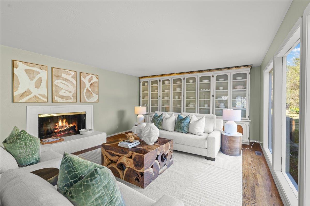 Detail Gallery Image 25 of 116 For 14721 Live Oak Ln, Saratoga,  CA 95070 - 7 Beds | 5/1 Baths