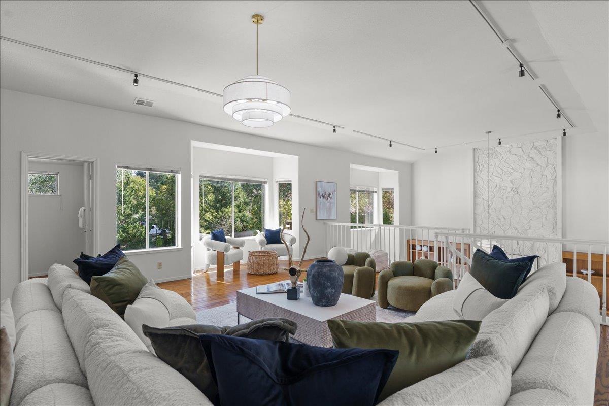 Detail Gallery Image 31 of 116 For 14721 Live Oak Ln, Saratoga,  CA 95070 - 7 Beds | 5/1 Baths