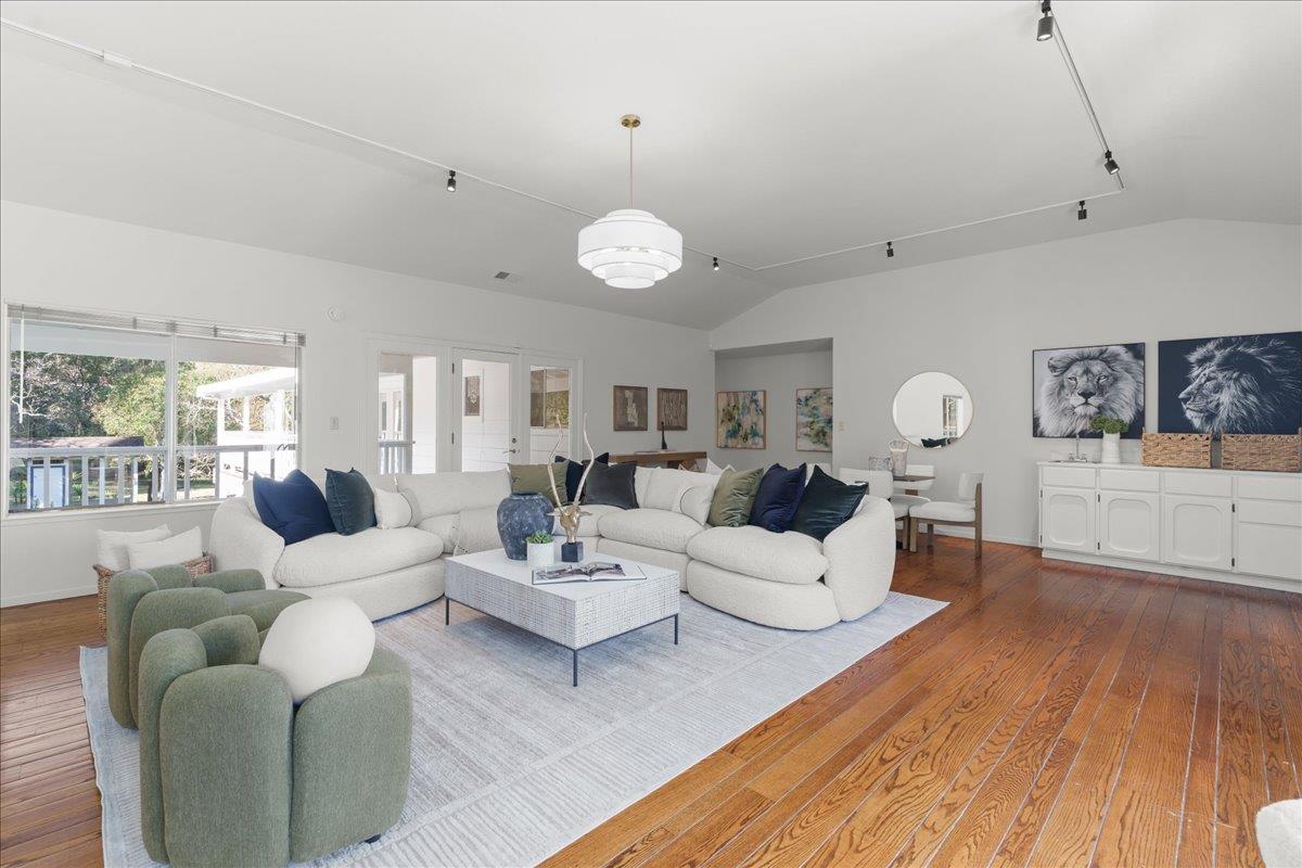 Detail Gallery Image 33 of 116 For 14721 Live Oak Ln, Saratoga,  CA 95070 - 7 Beds | 5/1 Baths