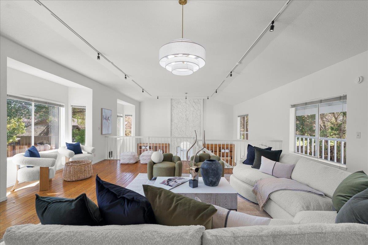 Detail Gallery Image 36 of 116 For 14721 Live Oak Ln, Saratoga,  CA 95070 - 7 Beds | 5/1 Baths