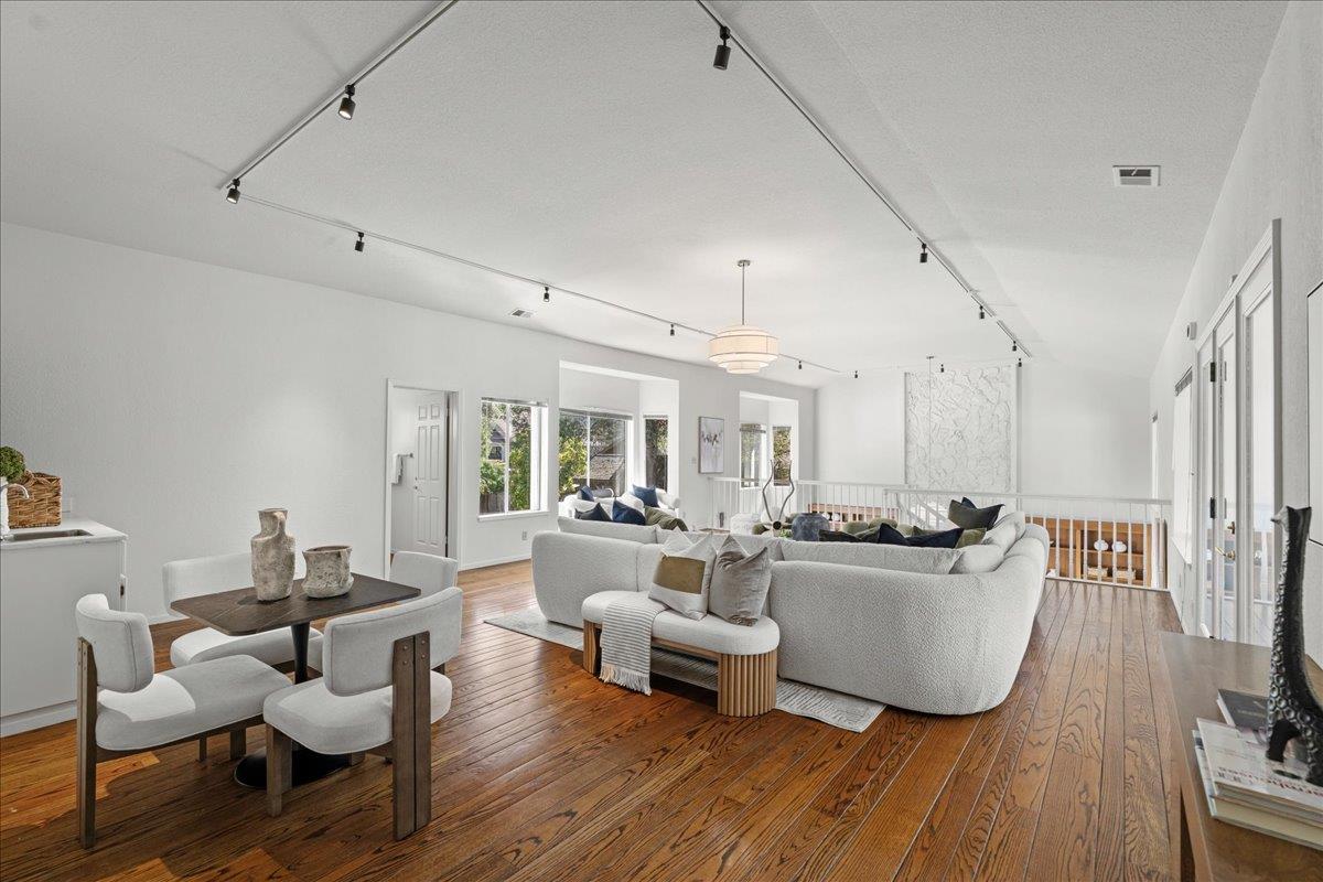 Detail Gallery Image 40 of 116 For 14721 Live Oak Ln, Saratoga,  CA 95070 - 7 Beds | 5/1 Baths