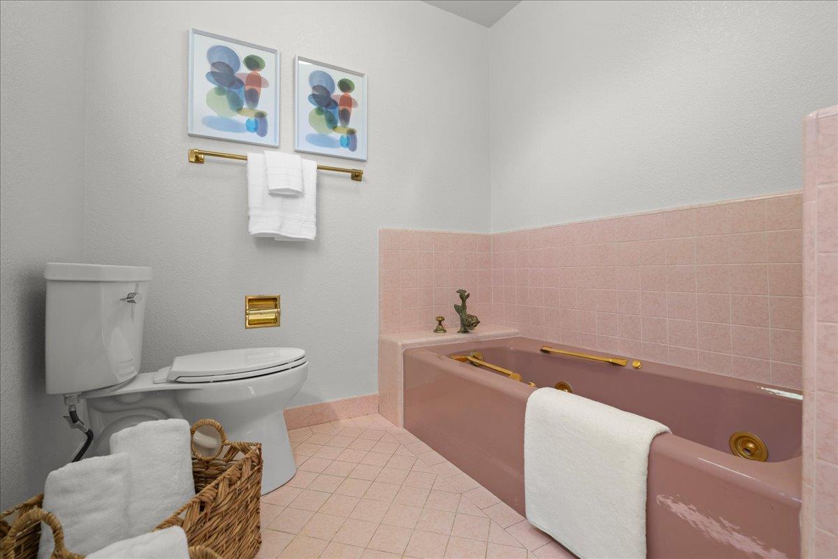 Detail Gallery Image 77 of 116 For 14721 Live Oak Ln, Saratoga,  CA 95070 - 7 Beds | 5/1 Baths