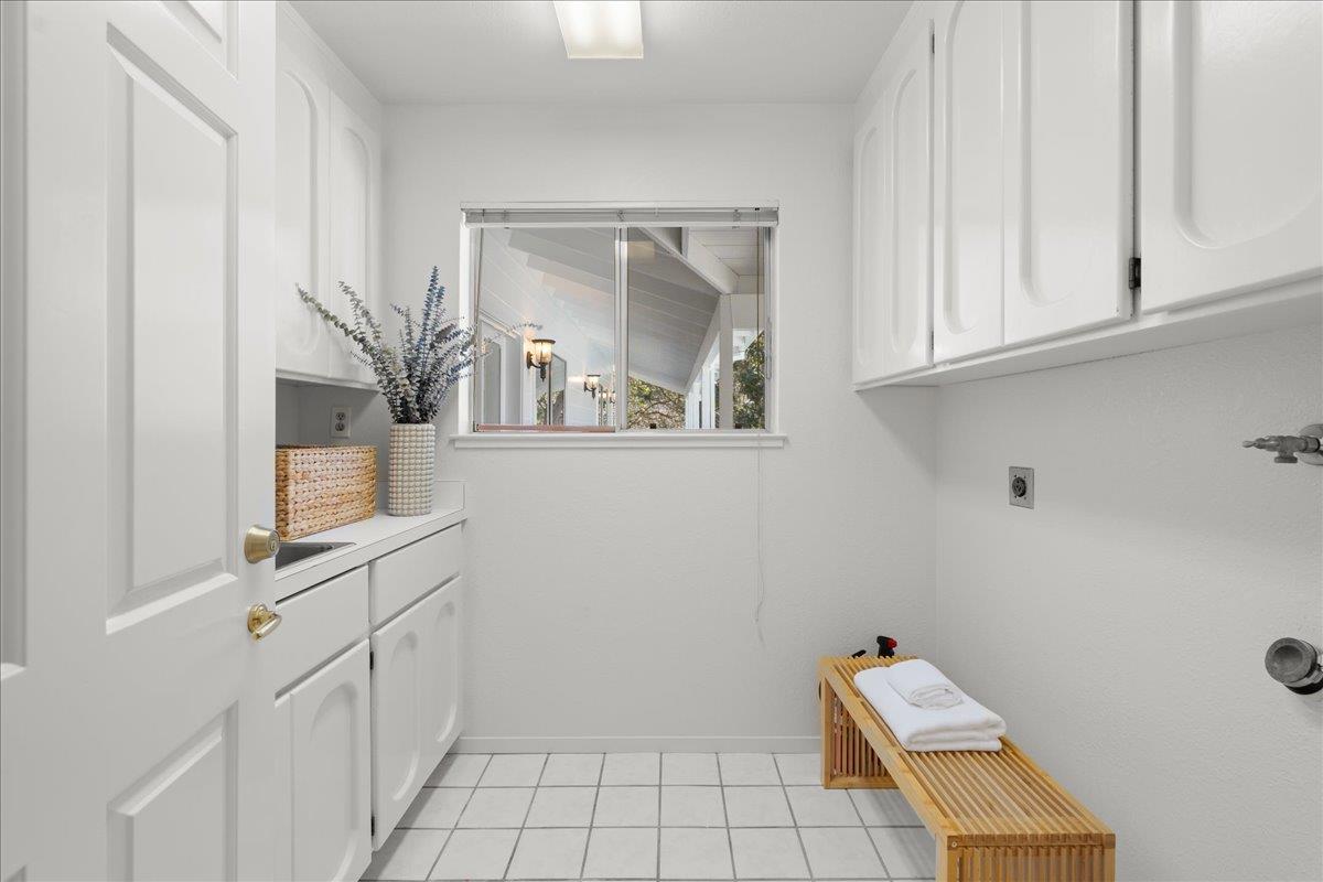 Detail Gallery Image 78 of 116 For 14721 Live Oak Ln, Saratoga,  CA 95070 - 7 Beds | 5/1 Baths