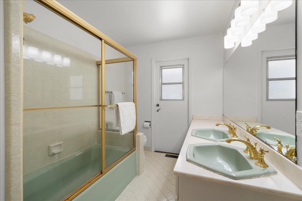 Detail Gallery Image 84 of 116 For 14721 Live Oak Ln, Saratoga,  CA 95070 - 7 Beds | 5/1 Baths