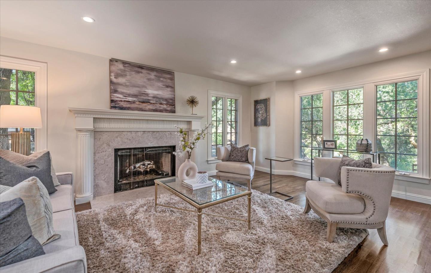 Detail Gallery Image 14 of 52 For 21700 via Regina, Saratoga,  CA 95070 - 4 Beds | 3/1 Baths