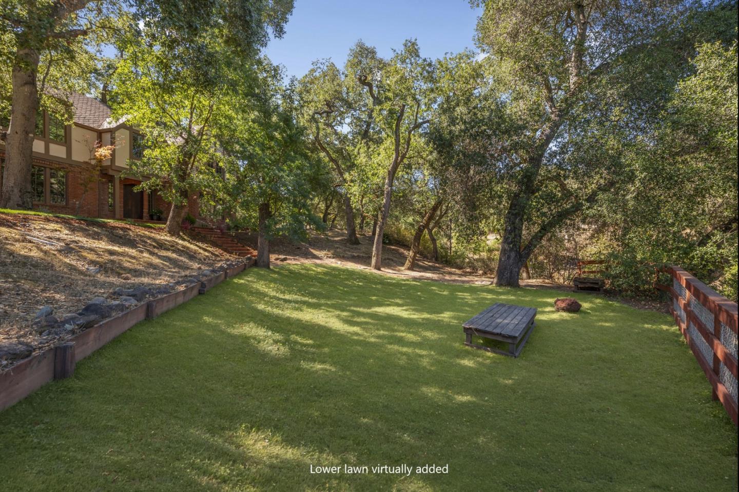 Detail Gallery Image 8 of 52 For 21700 via Regina, Saratoga,  CA 95070 - 4 Beds | 3/1 Baths