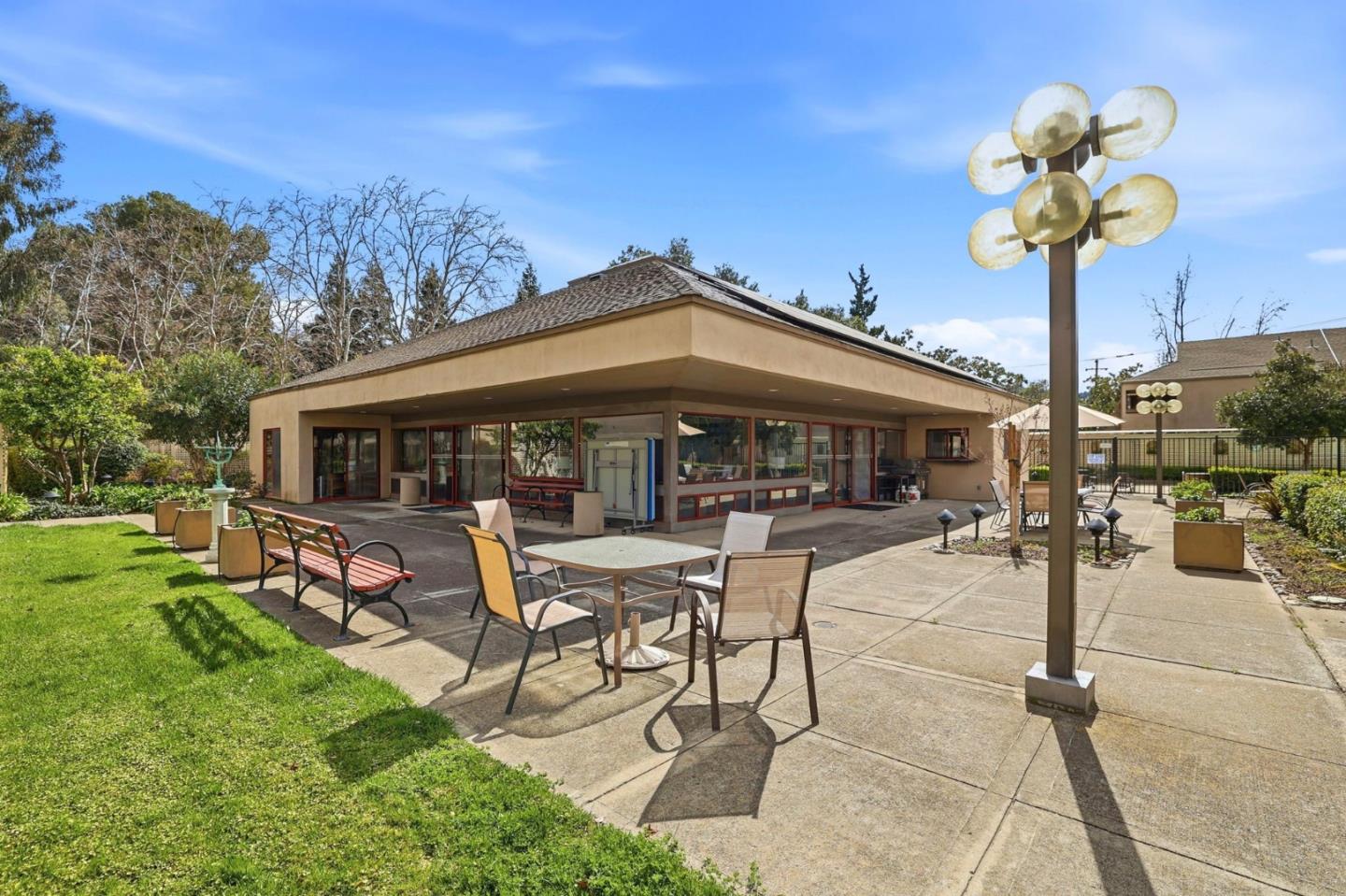 Detail Gallery Image 36 of 42 For 449 Alberto Way #132,  Los Gatos,  CA 95032 - 2 Beds | 2 Baths