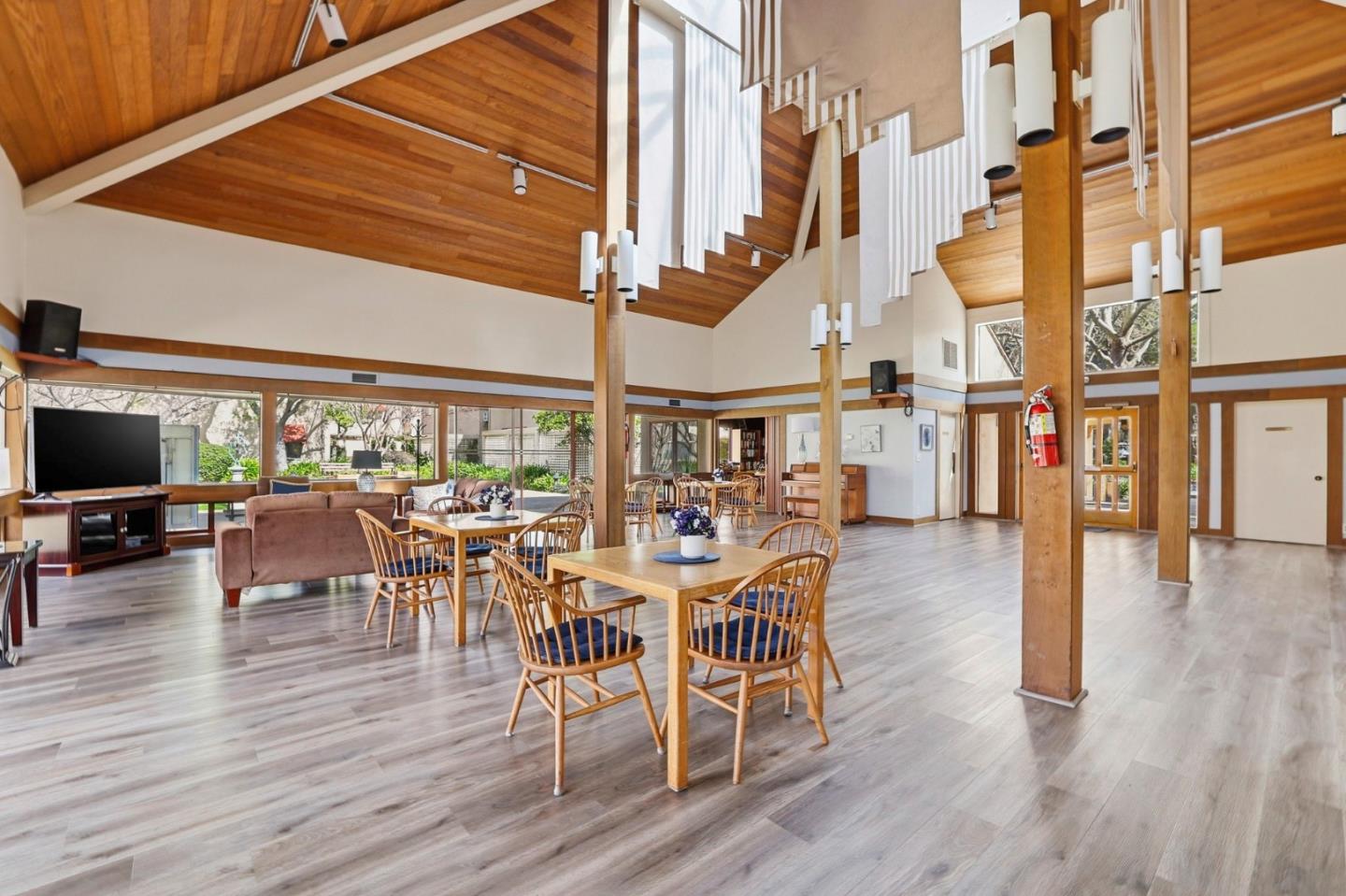 Detail Gallery Image 40 of 42 For 449 Alberto Way #132,  Los Gatos,  CA 95032 - 2 Beds | 2 Baths