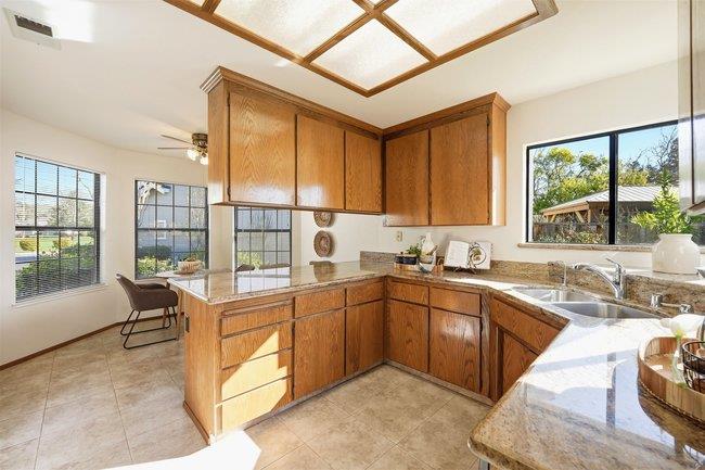 Detail Gallery Image 5 of 35 For 2350 Bayo Claros Cir, Morgan Hill,  CA 95037 - 2 Beds | 2 Baths