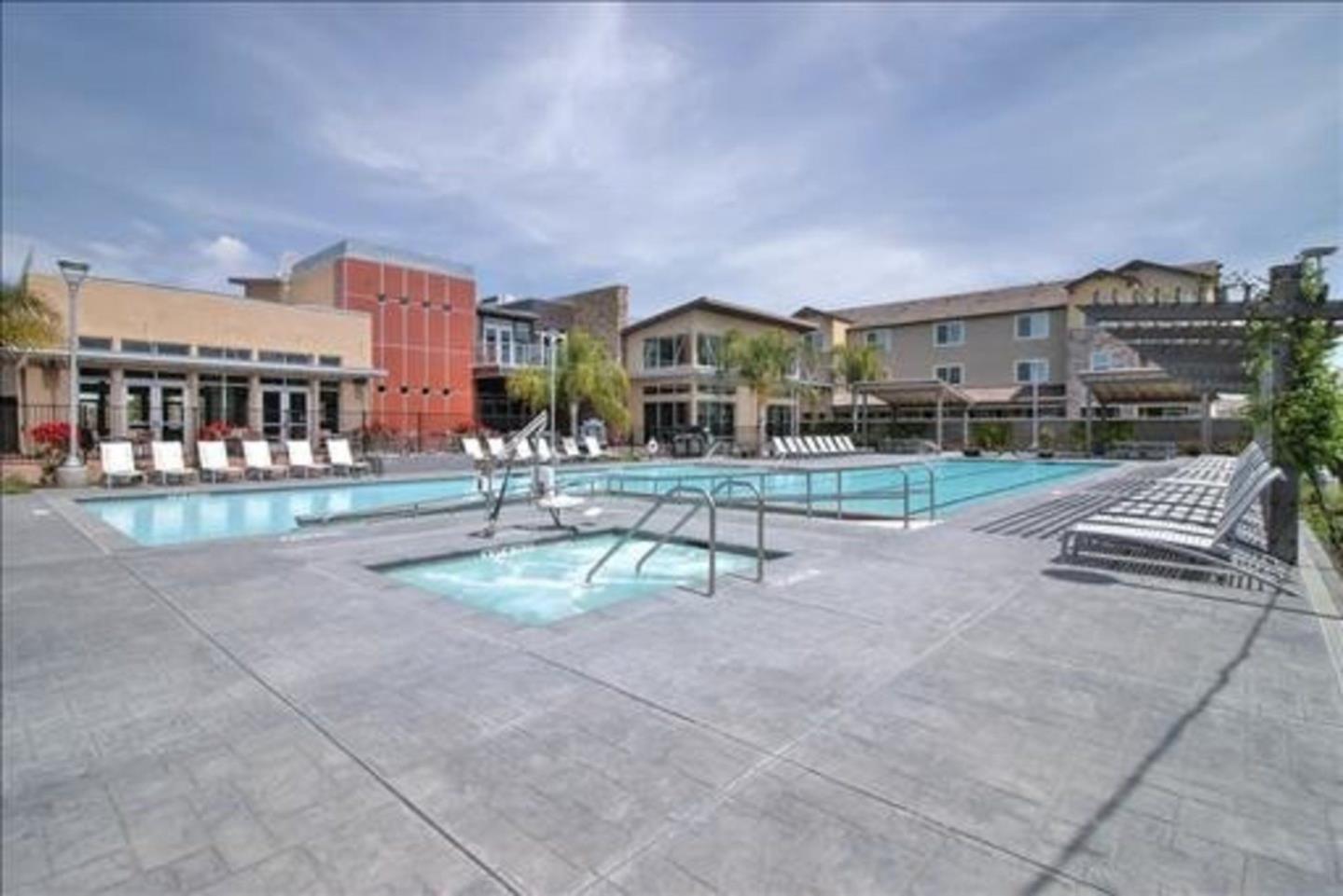 Detail Gallery Image 34 of 48 For 5951 Sunstone Dr #411,  San Jose,  CA 95123 - 2 Beds | 1 Baths