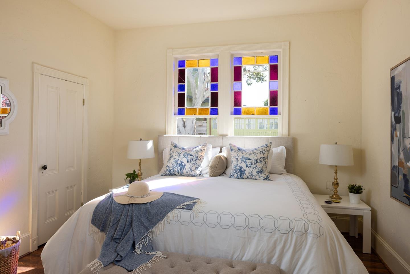 Detail Gallery Image 13 of 28 For 226 Willow St, Pacific Grove,  CA 93950 - 5 Beds | 2 Baths