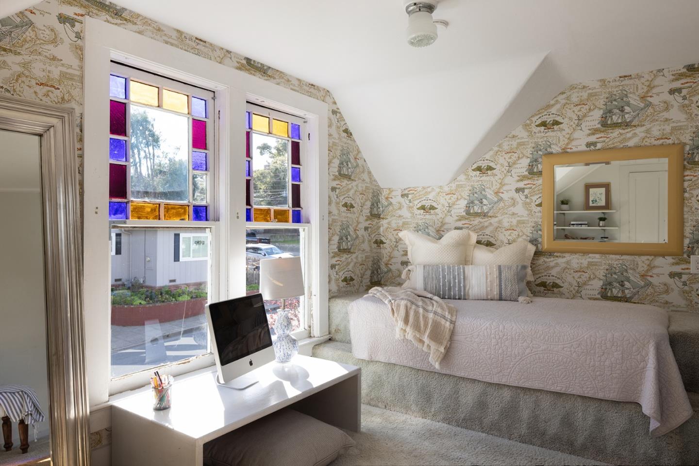 Detail Gallery Image 19 of 28 For 226 Willow St, Pacific Grove,  CA 93950 - 5 Beds | 2 Baths