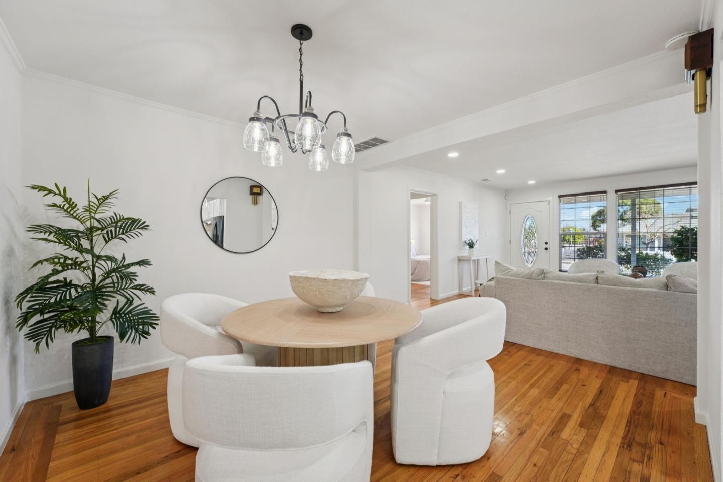 Detail Gallery Image 13 of 45 For 3336 Spring St, Redwood City,  CA 94063 - 3 Beds | 2 Baths