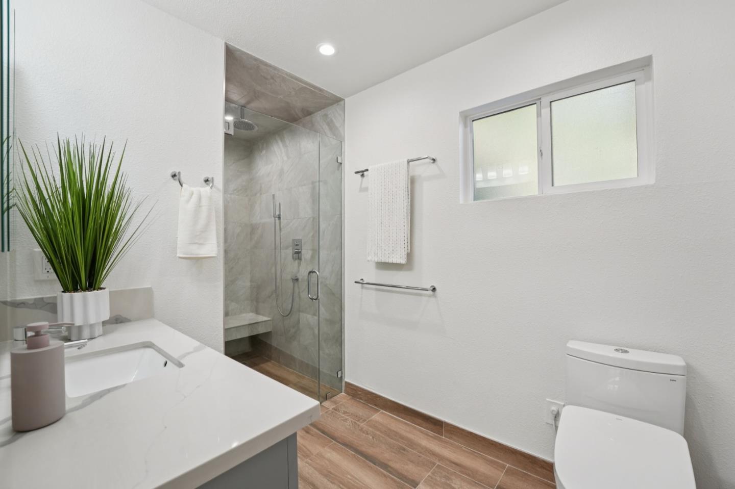 Detail Gallery Image 26 of 45 For 3336 Spring St, Redwood City,  CA 94063 - 3 Beds | 2 Baths