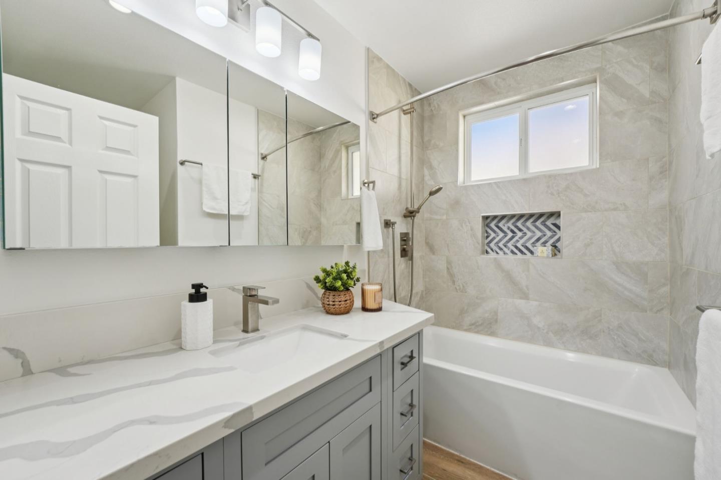 Detail Gallery Image 27 of 45 For 3336 Spring St, Redwood City,  CA 94063 - 3 Beds | 2 Baths