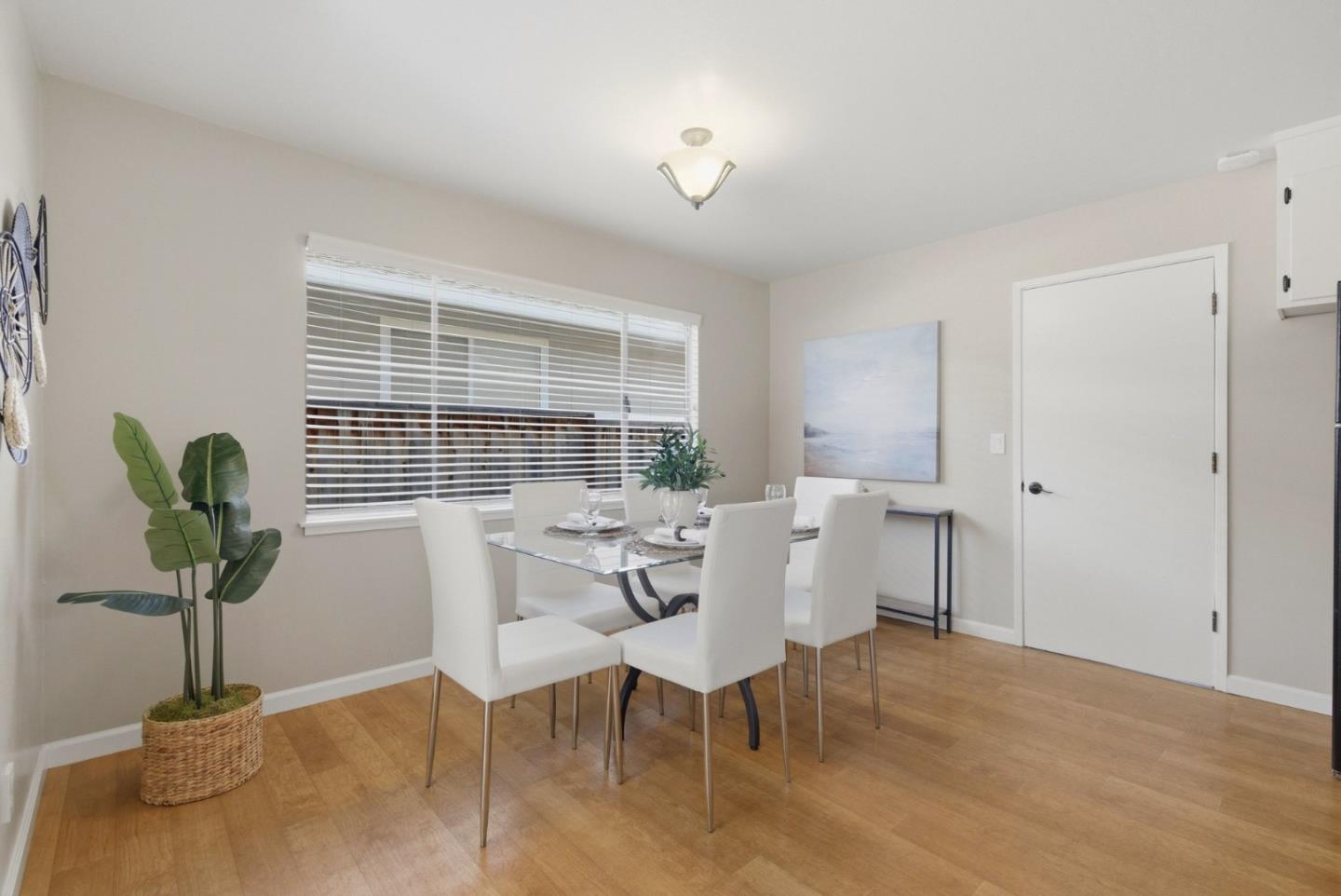 Detail Gallery Image 11 of 45 For 7490 Dumas Dr, Cupertino,  CA 95014 - 3 Beds | 2 Baths