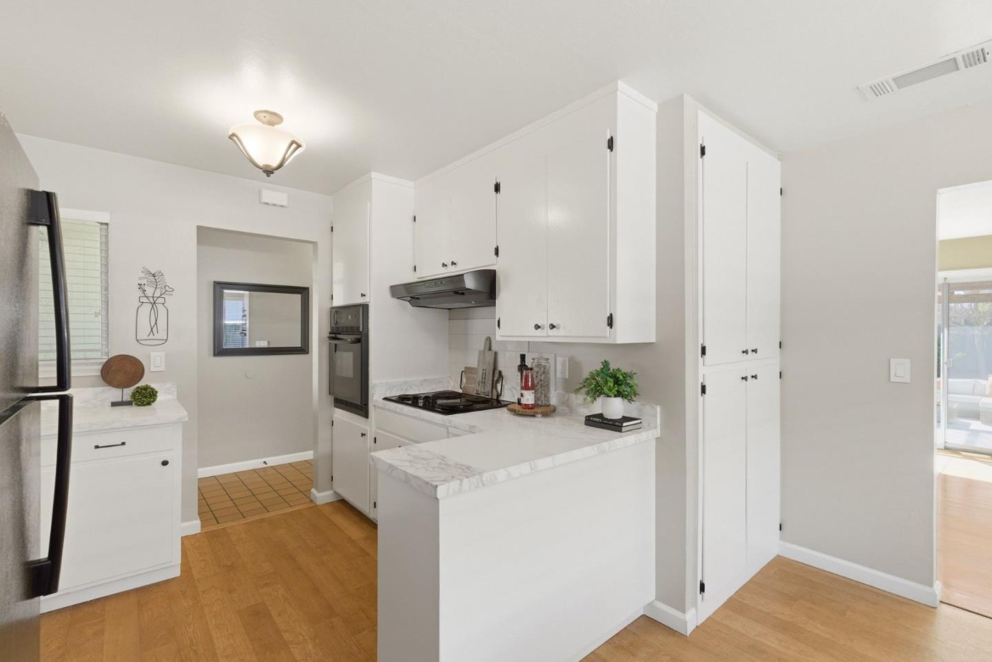 Detail Gallery Image 15 of 45 For 7490 Dumas Dr, Cupertino,  CA 95014 - 3 Beds | 2 Baths