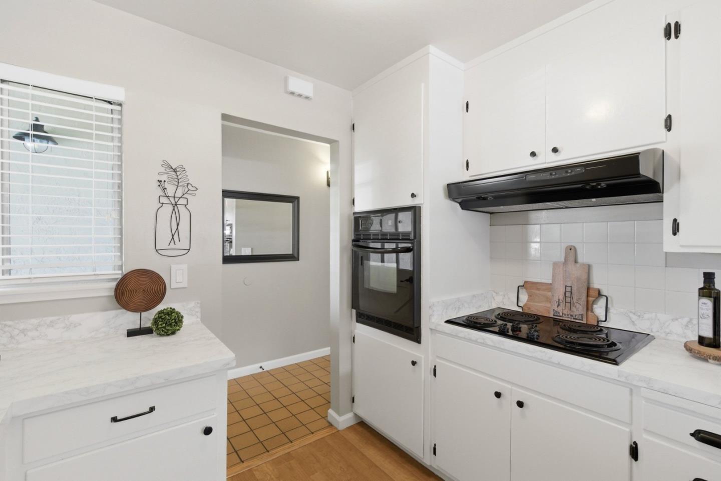 Detail Gallery Image 18 of 45 For 7490 Dumas Dr, Cupertino,  CA 95014 - 3 Beds | 2 Baths