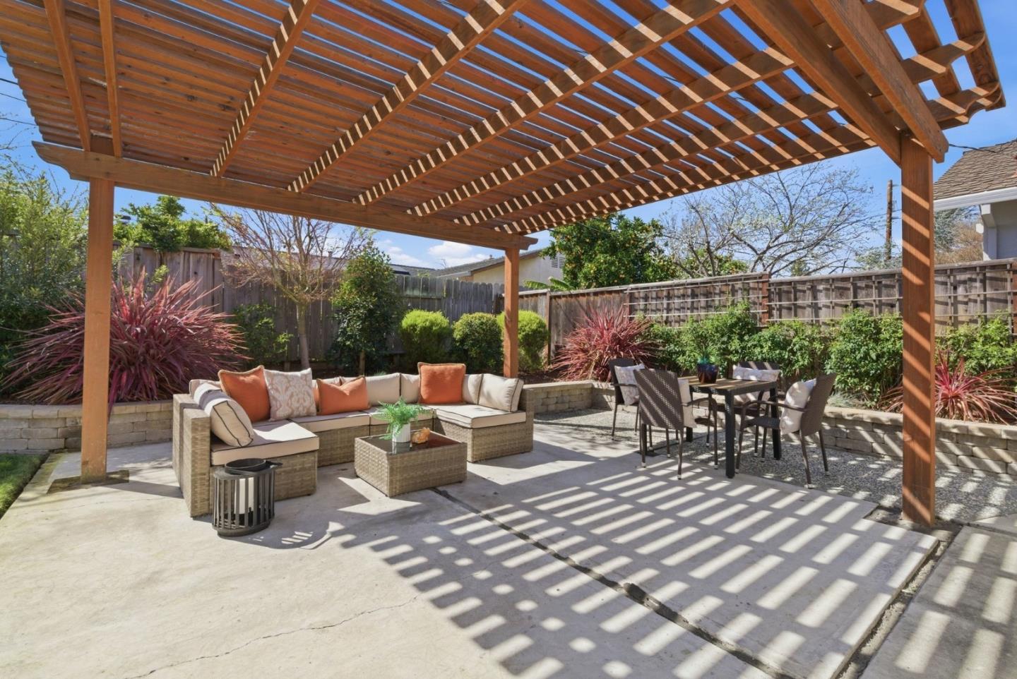 Detail Gallery Image 32 of 45 For 7490 Dumas Dr, Cupertino,  CA 95014 - 3 Beds | 2 Baths