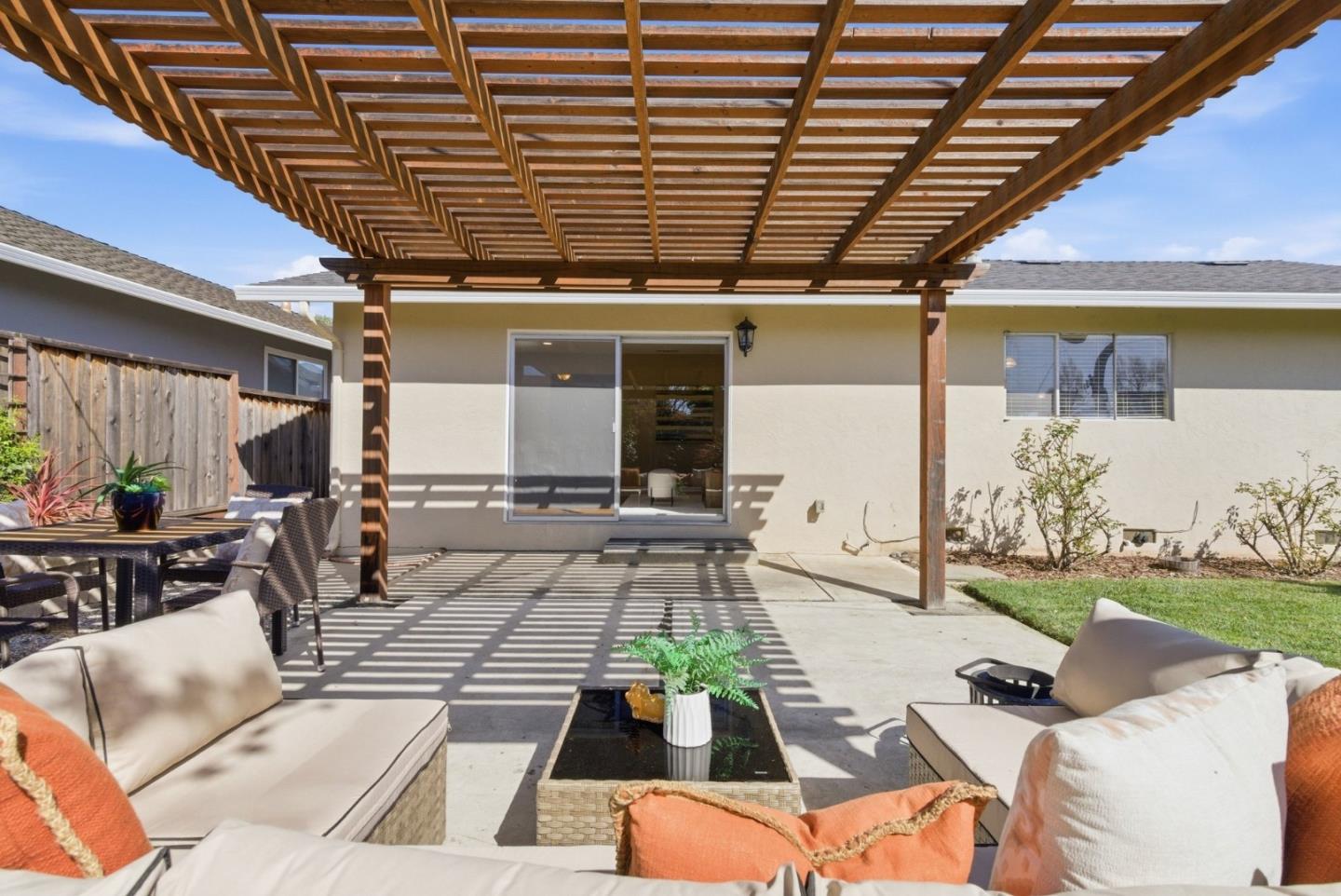 Detail Gallery Image 33 of 45 For 7490 Dumas Dr, Cupertino,  CA 95014 - 3 Beds | 2 Baths