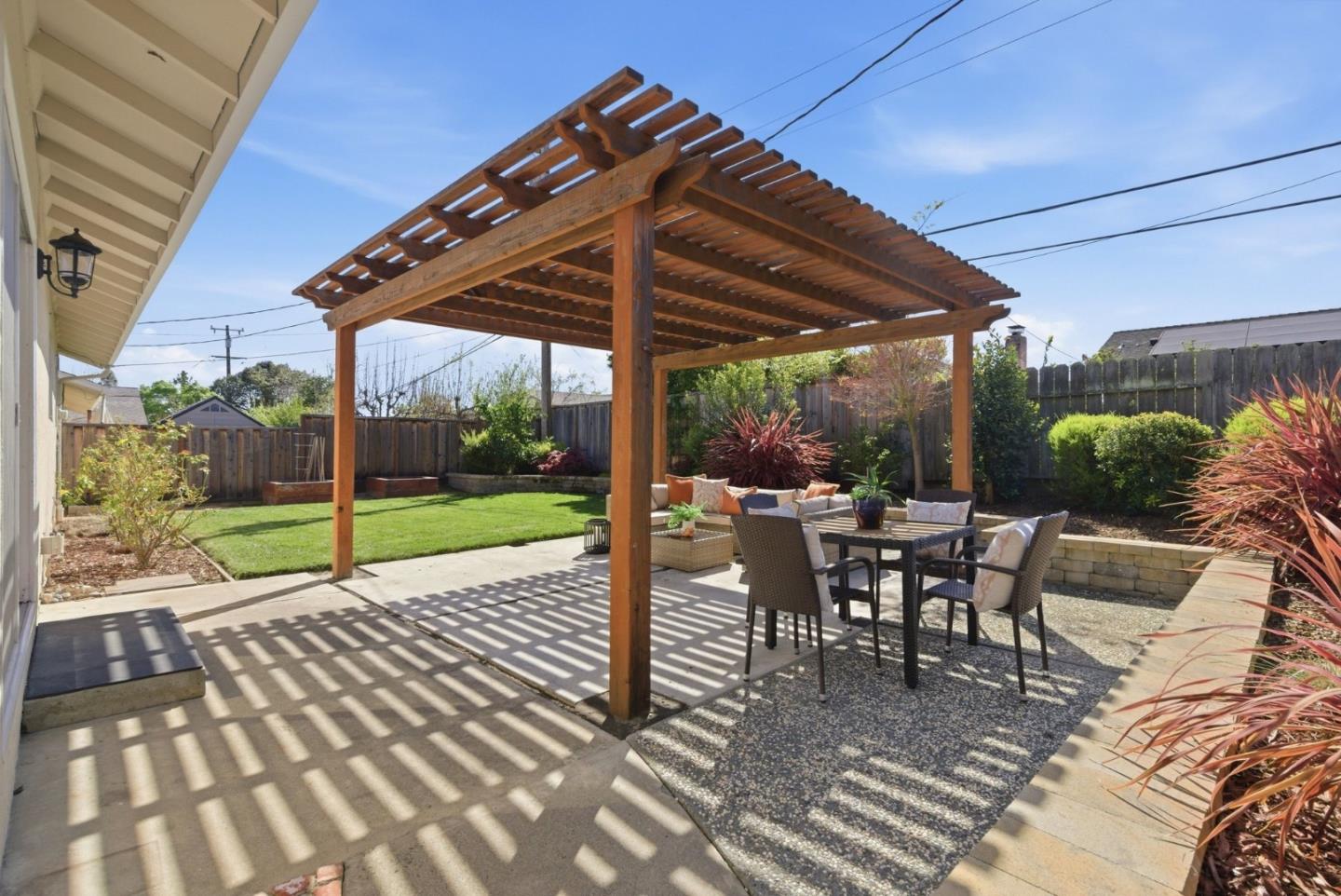 Detail Gallery Image 34 of 45 For 7490 Dumas Dr, Cupertino,  CA 95014 - 3 Beds | 2 Baths