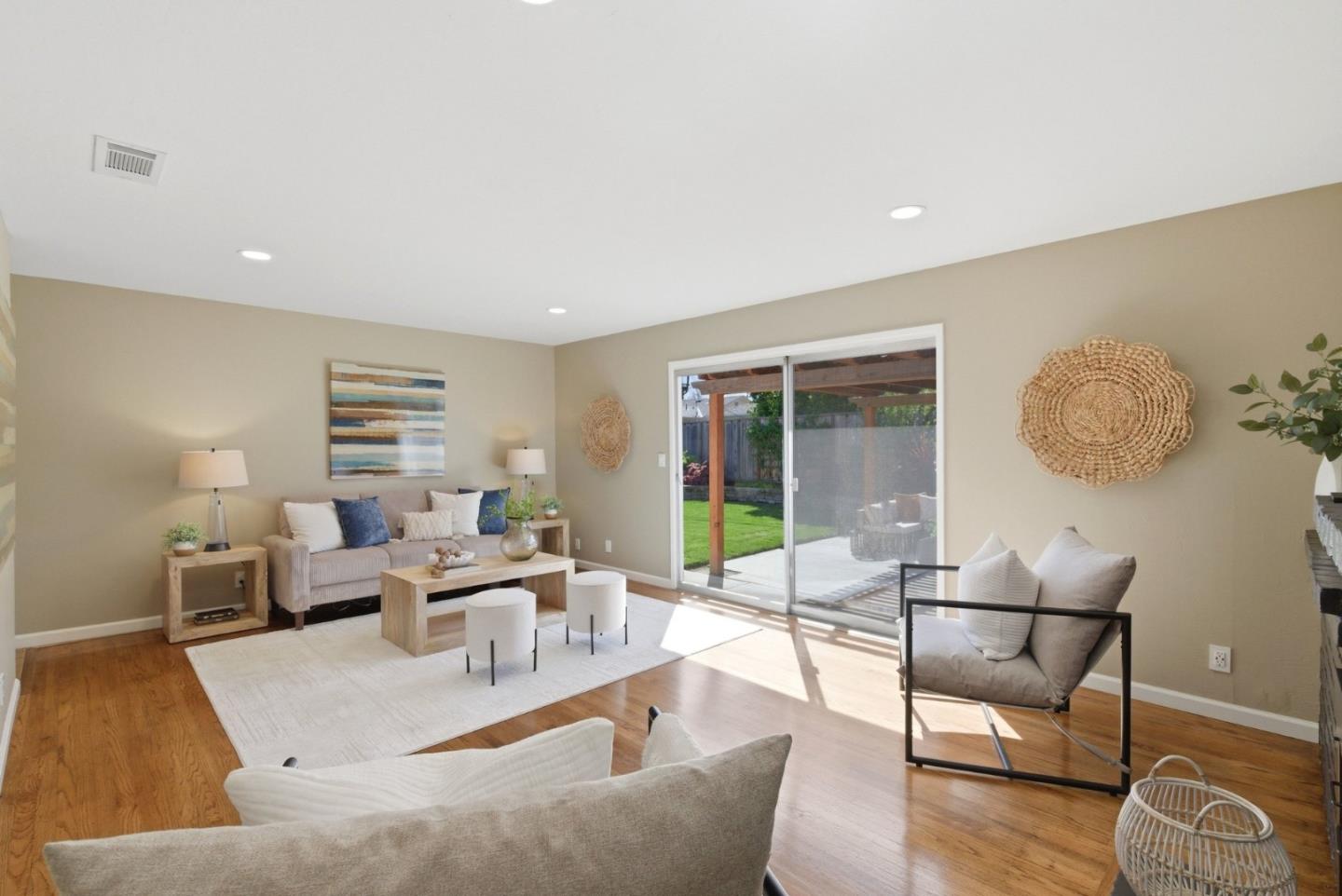 Detail Gallery Image 7 of 45 For 7490 Dumas Dr, Cupertino,  CA 95014 - 3 Beds | 2 Baths