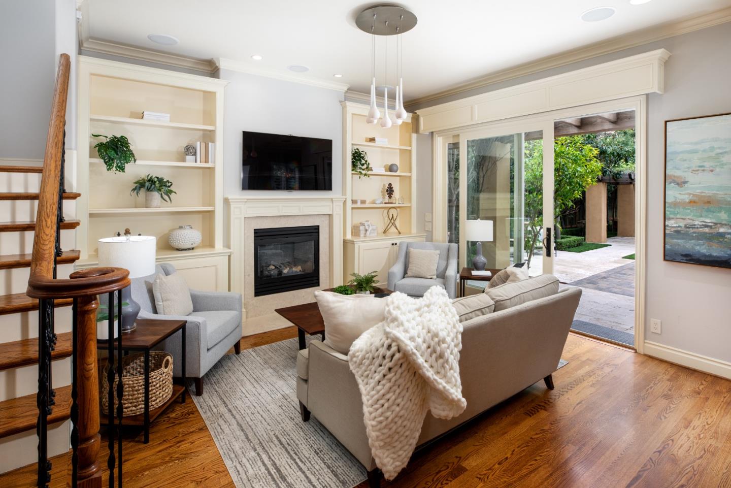 Detail Gallery Image 10 of 33 For 935 Lundy Ln, Los Altos,  CA 94024 - 4 Beds | 3 Baths