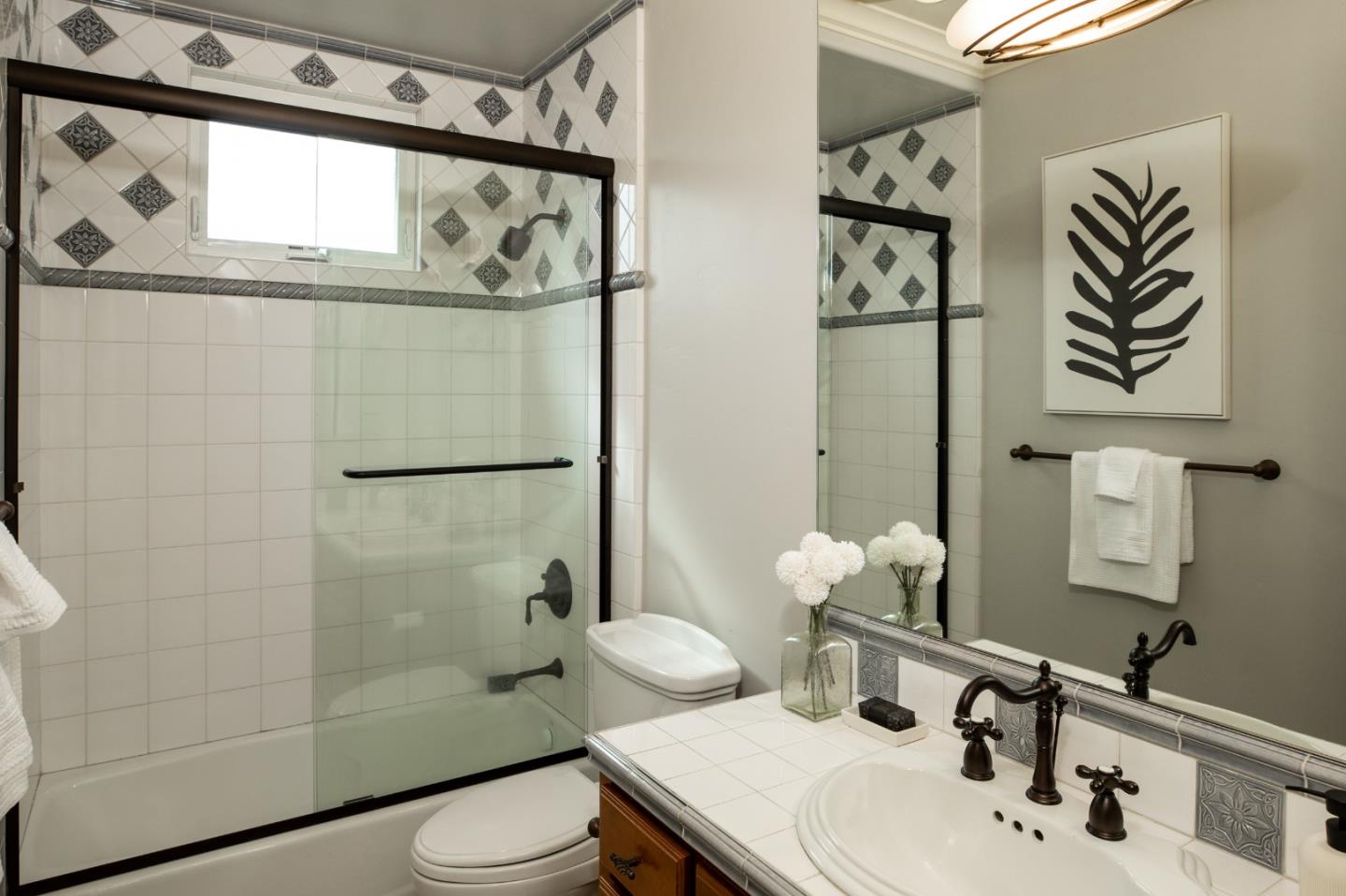 Detail Gallery Image 22 of 33 For 935 Lundy Ln, Los Altos,  CA 94024 - 4 Beds | 3 Baths