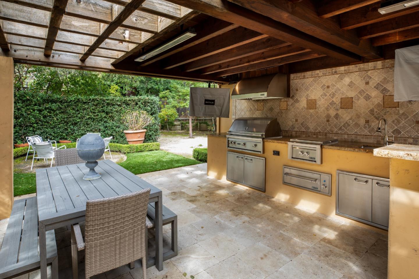 Detail Gallery Image 28 of 33 For 935 Lundy Ln, Los Altos,  CA 94024 - 4 Beds | 3 Baths