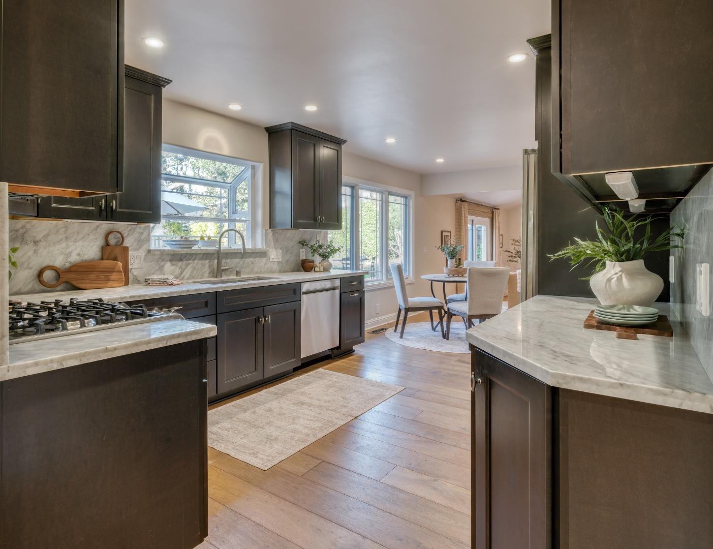 Detail Gallery Image 11 of 42 For 28 Elk Run, Monterey,  CA 93940 - 4 Beds | 3 Baths