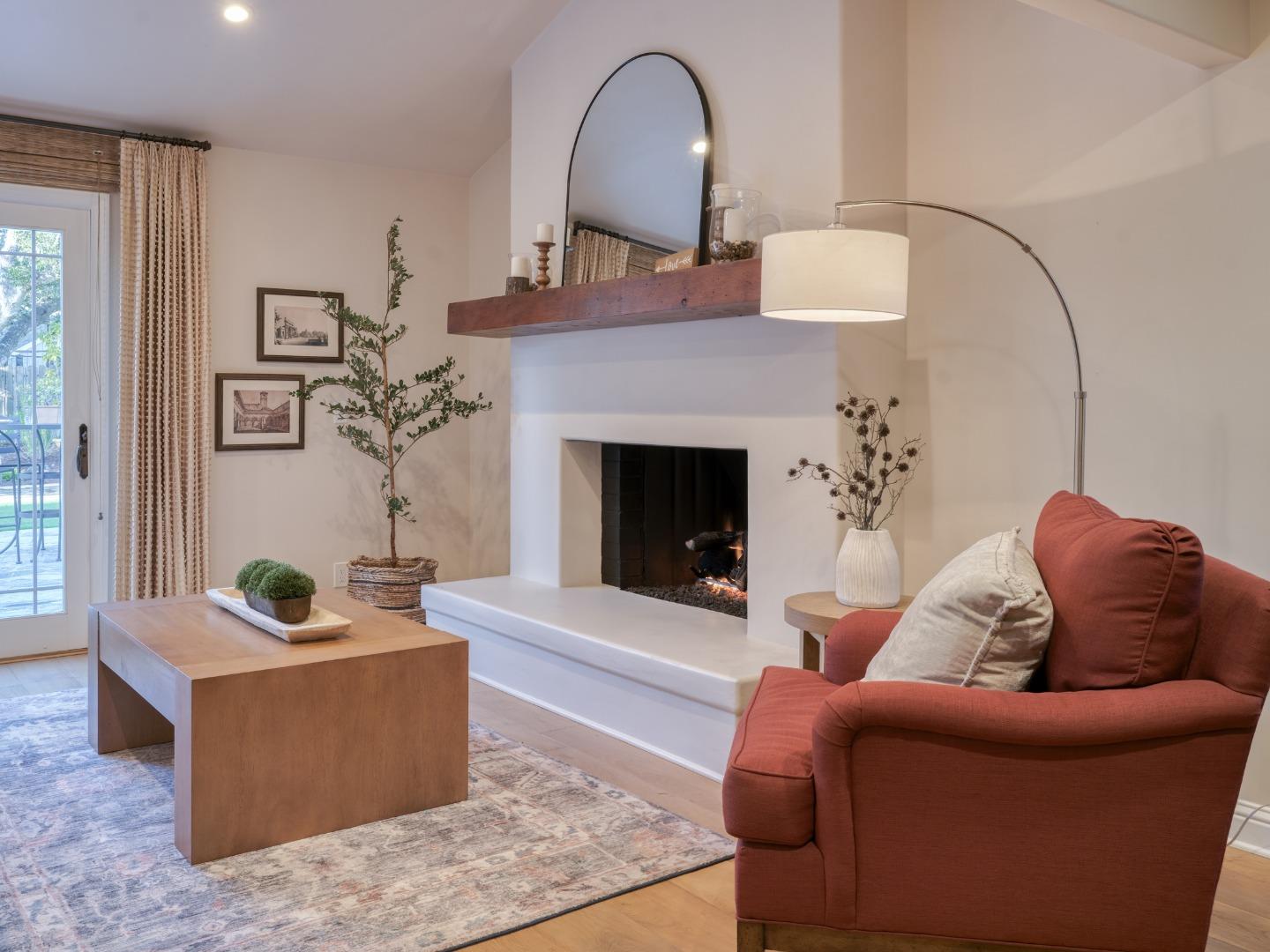 Detail Gallery Image 16 of 42 For 28 Elk Run, Monterey,  CA 93940 - 4 Beds | 3 Baths