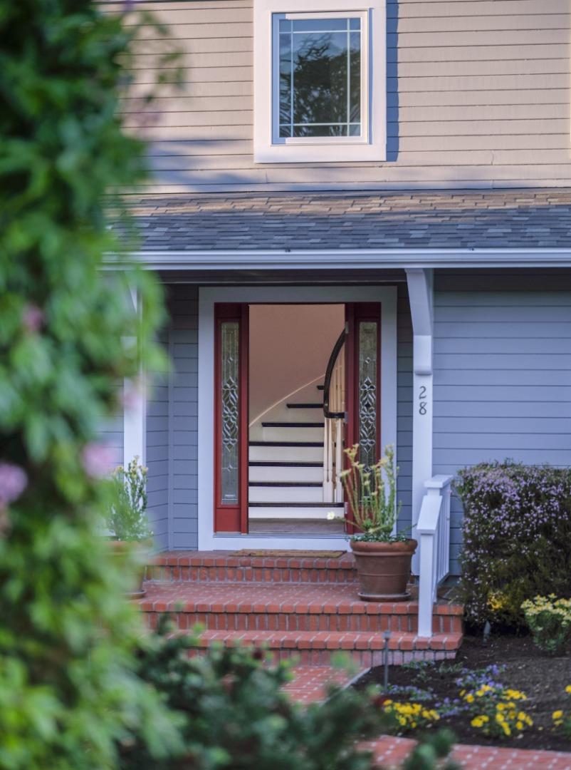 Detail Gallery Image 3 of 42 For 28 Elk Run, Monterey,  CA 93940 - 4 Beds | 3 Baths