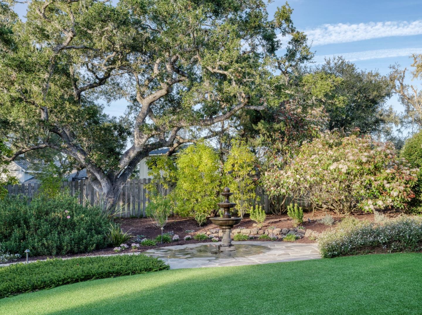 Detail Gallery Image 38 of 42 For 28 Elk Run, Monterey,  CA 93940 - 4 Beds | 3 Baths