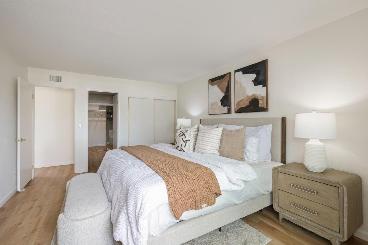 Detail Gallery Image 13 of 24 For 1141 Holly Oak Cir, San Jose,  CA 95120 - 2 Beds | 2 Baths