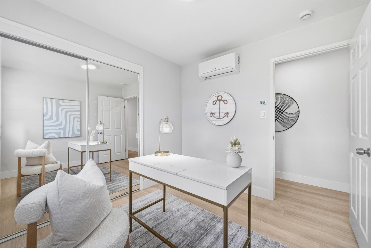 Detail Gallery Image 14 of 41 For 749 Lois Ave, Sunnyvale,  CA 94087 - 4 Beds | 2 Baths