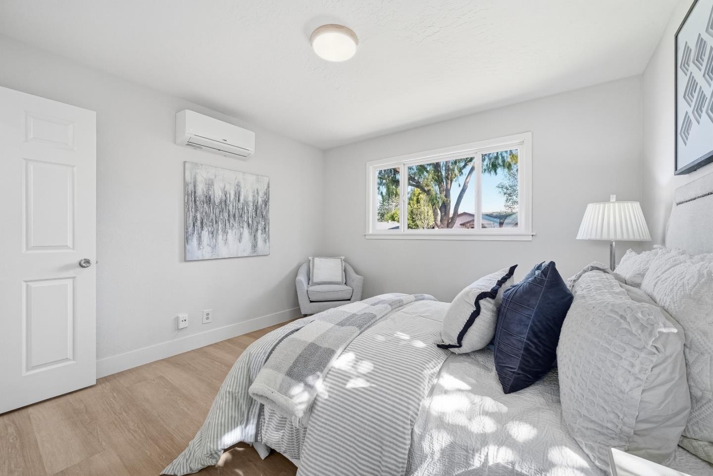 Detail Gallery Image 17 of 41 For 749 Lois Ave, Sunnyvale,  CA 94087 - 4 Beds | 2 Baths