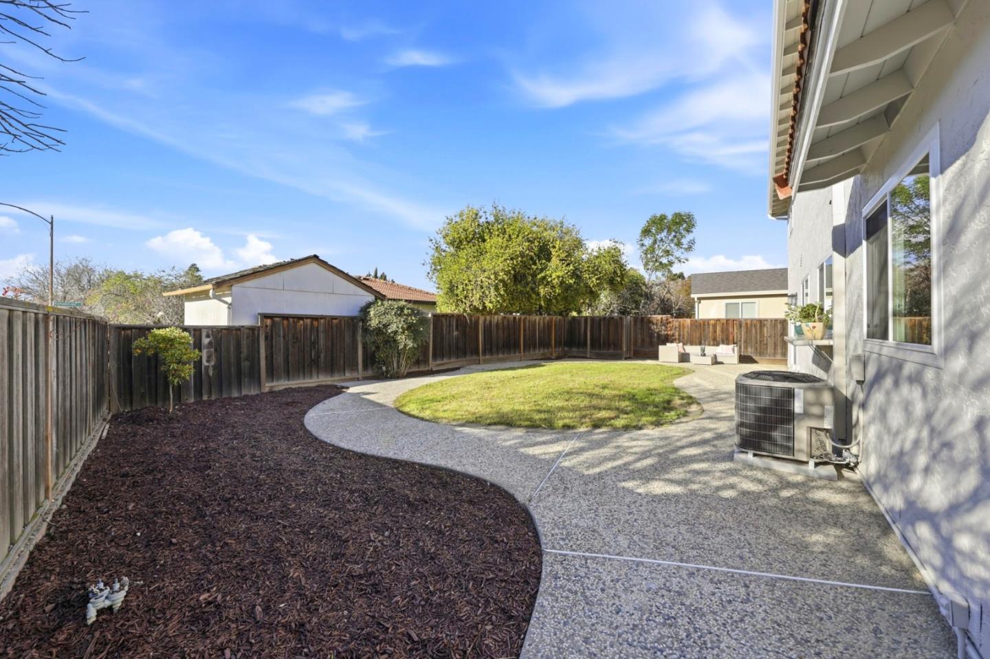 Detail Gallery Image 31 of 45 For 1729 Maysong Ct, San Jose,  CA 95131 - 5 Beds | 3 Baths