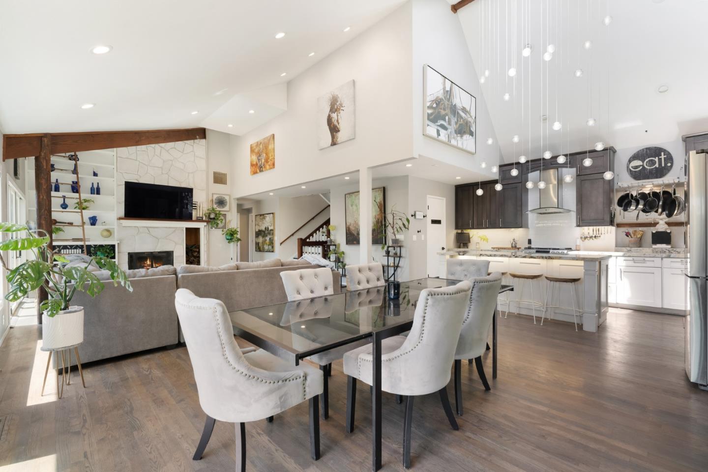 Detail Gallery Image 10 of 78 For 55 Hidden Meadow Ln, Scotts Valley,  CA 95066 - 5 Beds | 3 Baths