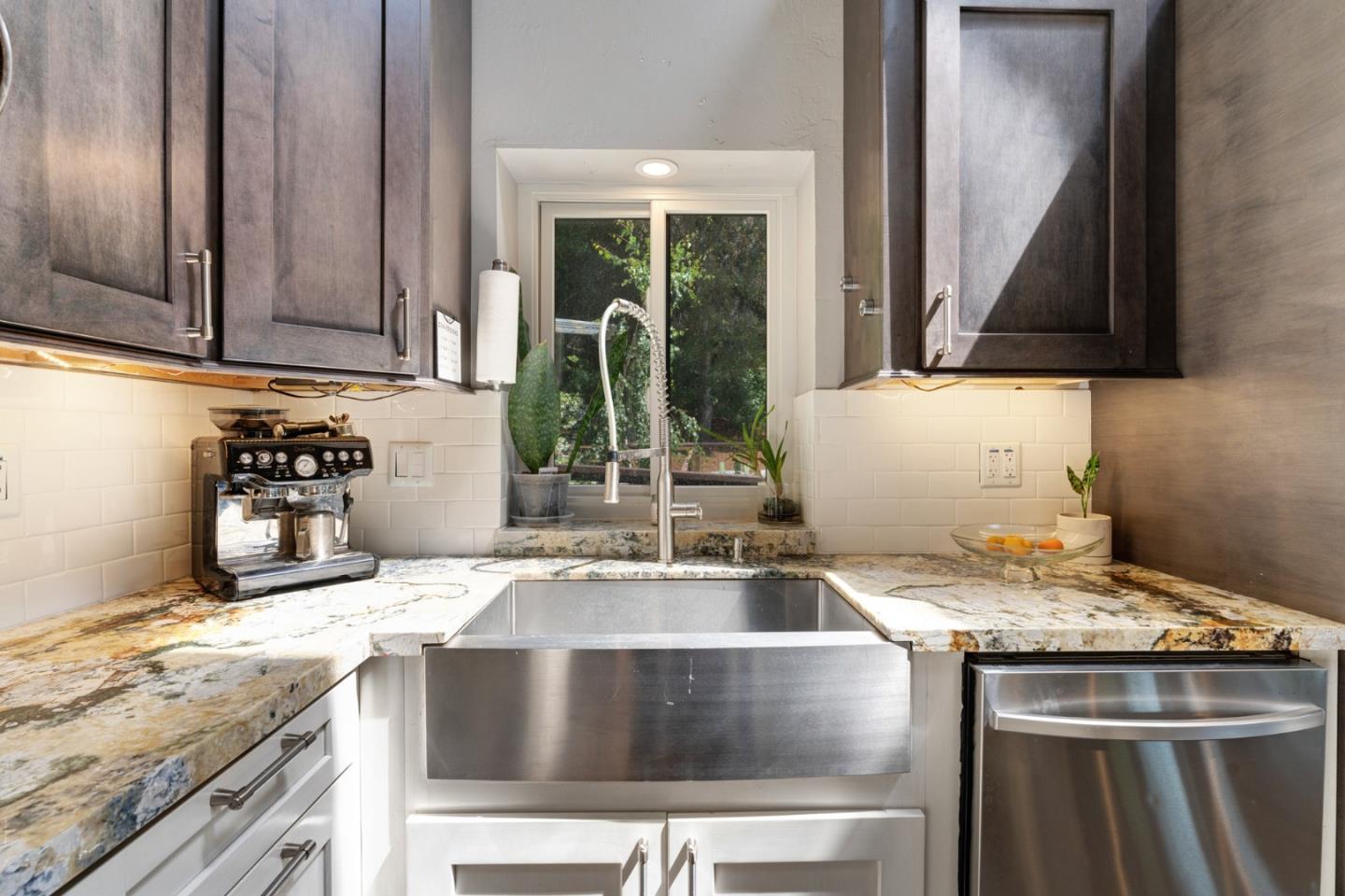 Detail Gallery Image 12 of 78 For 55 Hidden Meadow Ln, Scotts Valley,  CA 95066 - 5 Beds | 3 Baths